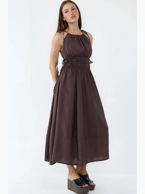Vestido midi com alças franzidas busem - Kiabi Vestido midi com alças franzidas busem - Kiabi