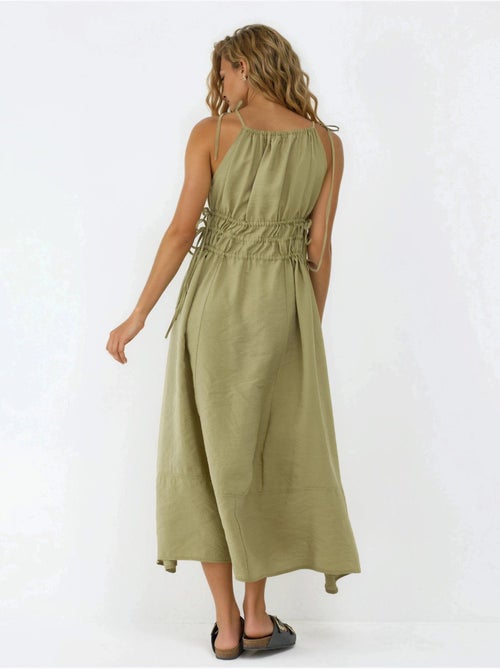 Vestido midi com alças franzidas busem - Kiabi Vestido midi com alças franzidas busem - Kiabi