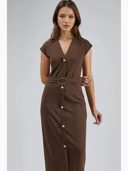 Vestido midi com cinto e decote em v busem - Kiabi Vestido midi com cinto e decote em v busem - Kiabi