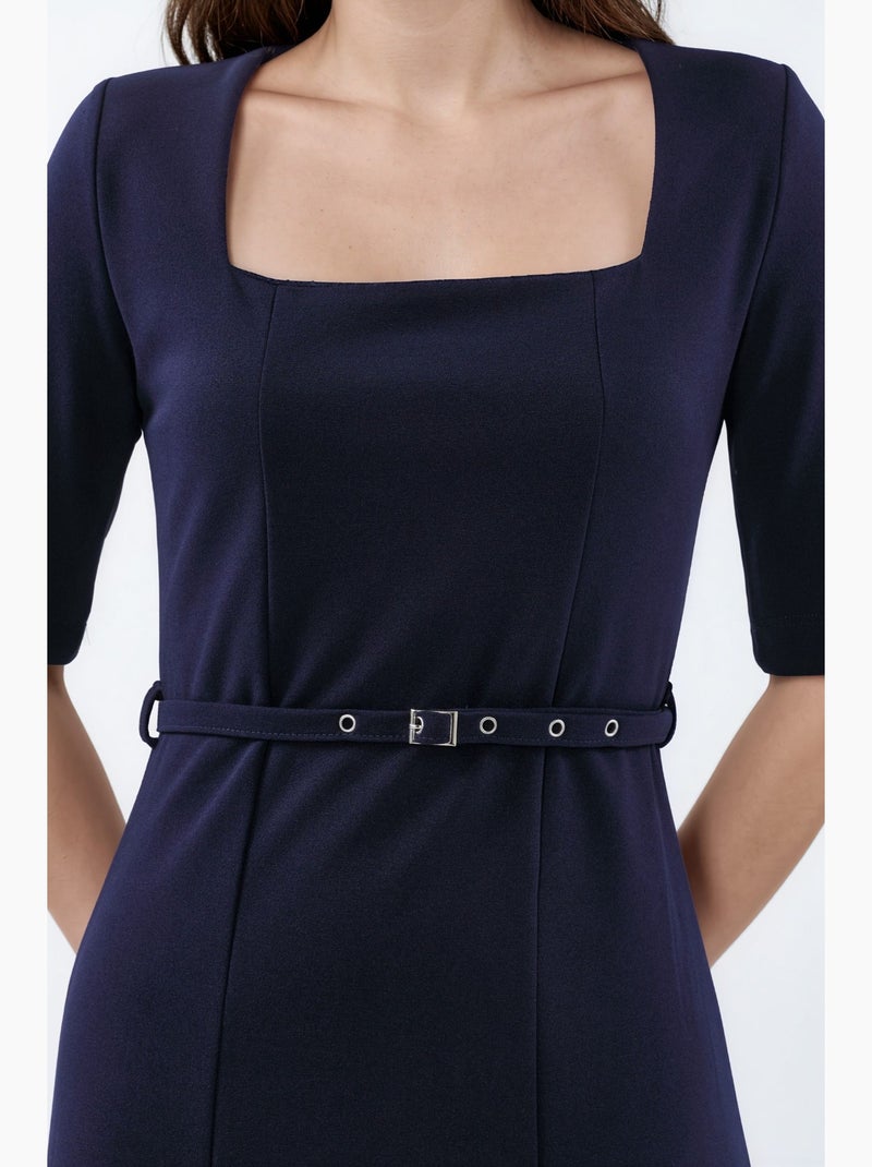 Vestido midi com cinto e decote quadrado busem Azul-marinho - Kiabi