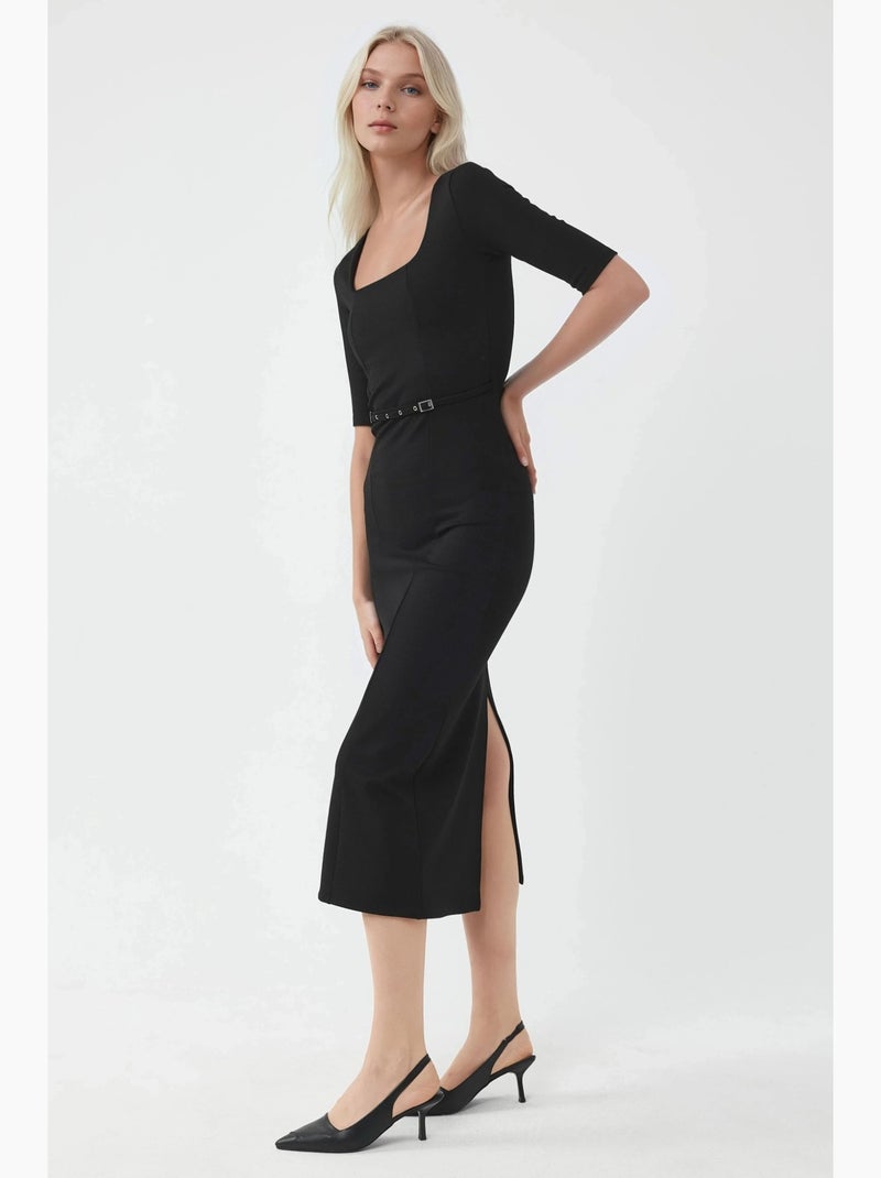 Vestido midi com cinto e decote quadrado busem Preto - Kiabi