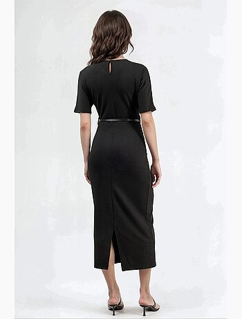 Vestido midi com cinto e manga curta busem