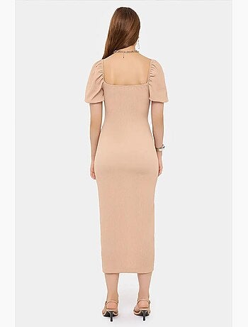 Vestido midi com decote em coração e manga abalonada e racha lateral hiccup