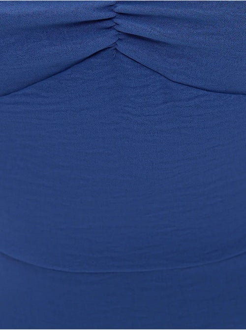 Vestido midi com decote em coração e racha lateral hiccup - Kiabi Vestido midi com decote em coração e racha lateral hiccup - Kiabi