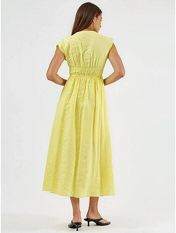 Vestido midi com decote em v e detalhe de laço busem