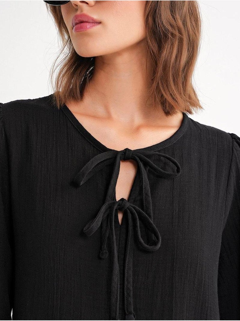 Vestido midi com decote em v e fecho com laço mixray Preto - Kiabi