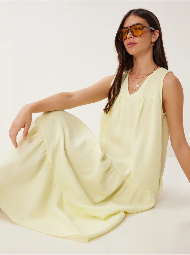 Vestido midi com decote em v e folhos istanbul Amarelo-limão - Kiabi