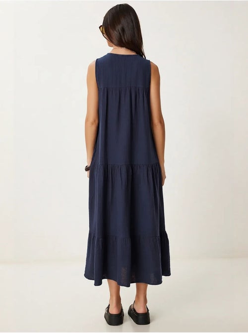 Vestido midi com decote em v e folhos istanbul - Kiabi Vestido midi com decote em v e folhos istanbul - Kiabi