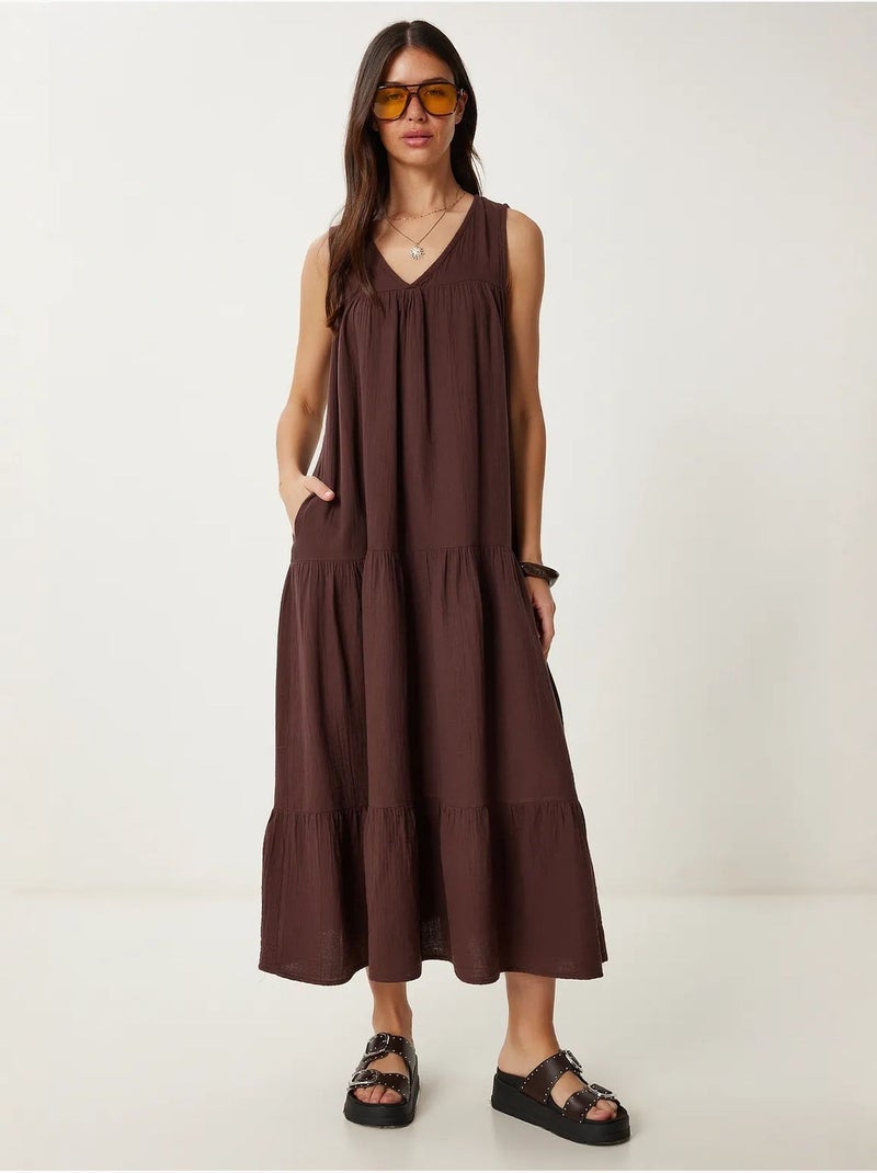 Vestido midi com decote em v e folhos istanbul Castanho-chocolate - Kiabi