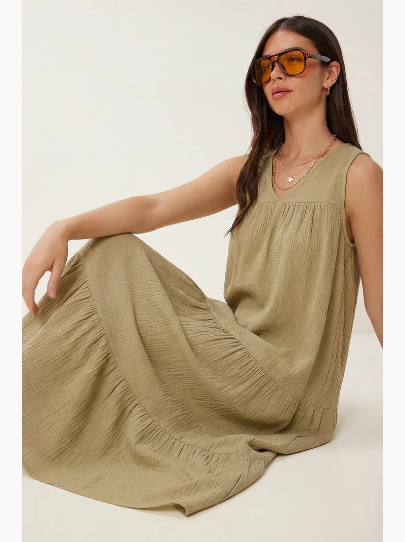 Vestido midi com decote em v e folhos istanbul Verde cáqui - Kiabi