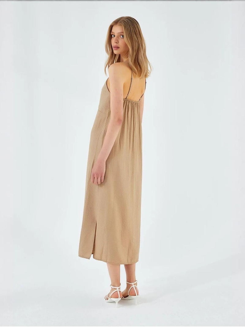 Vestido midi com decote em v e racha mixray Bege-argila - Kiabi