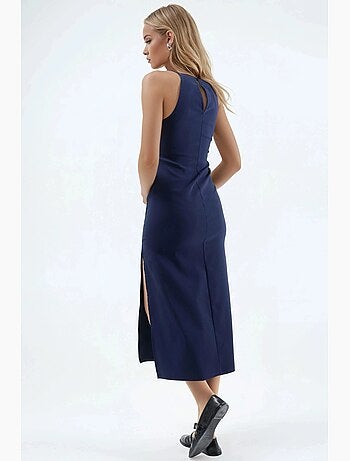 Vestido midi com decote halter e racha hiccup