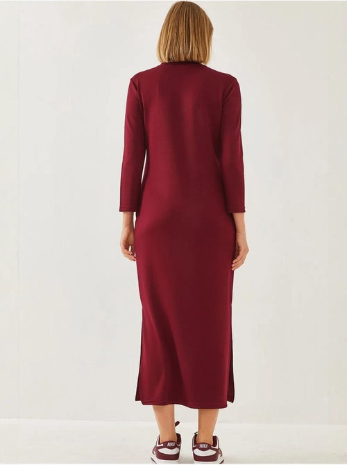 Vestido midi com decote redondo, manga comprida e racha lucci - Kiabi Vestido midi com decote redondo, manga comprida e racha lucci - Kiabi