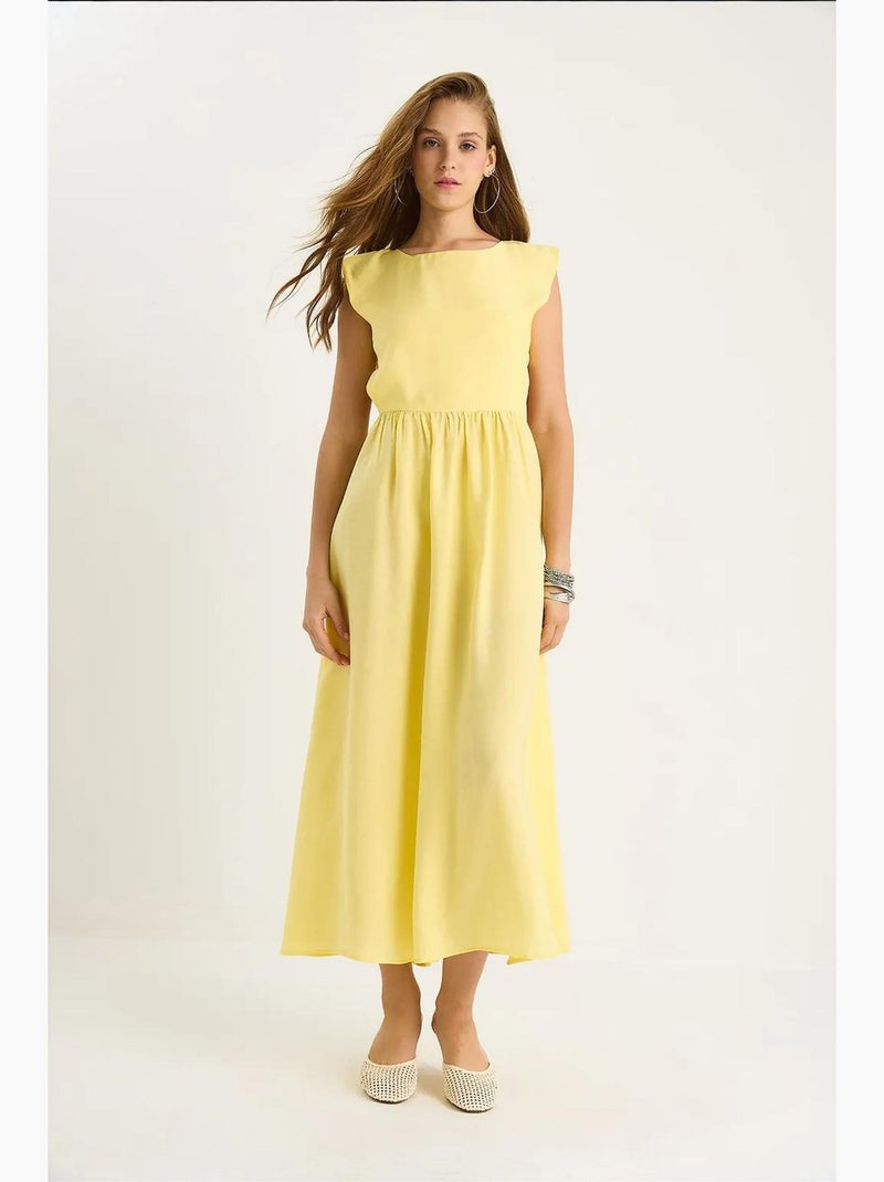 Vestido midi com detalhes cut-out lucci Amarelo-limão - Kiabi