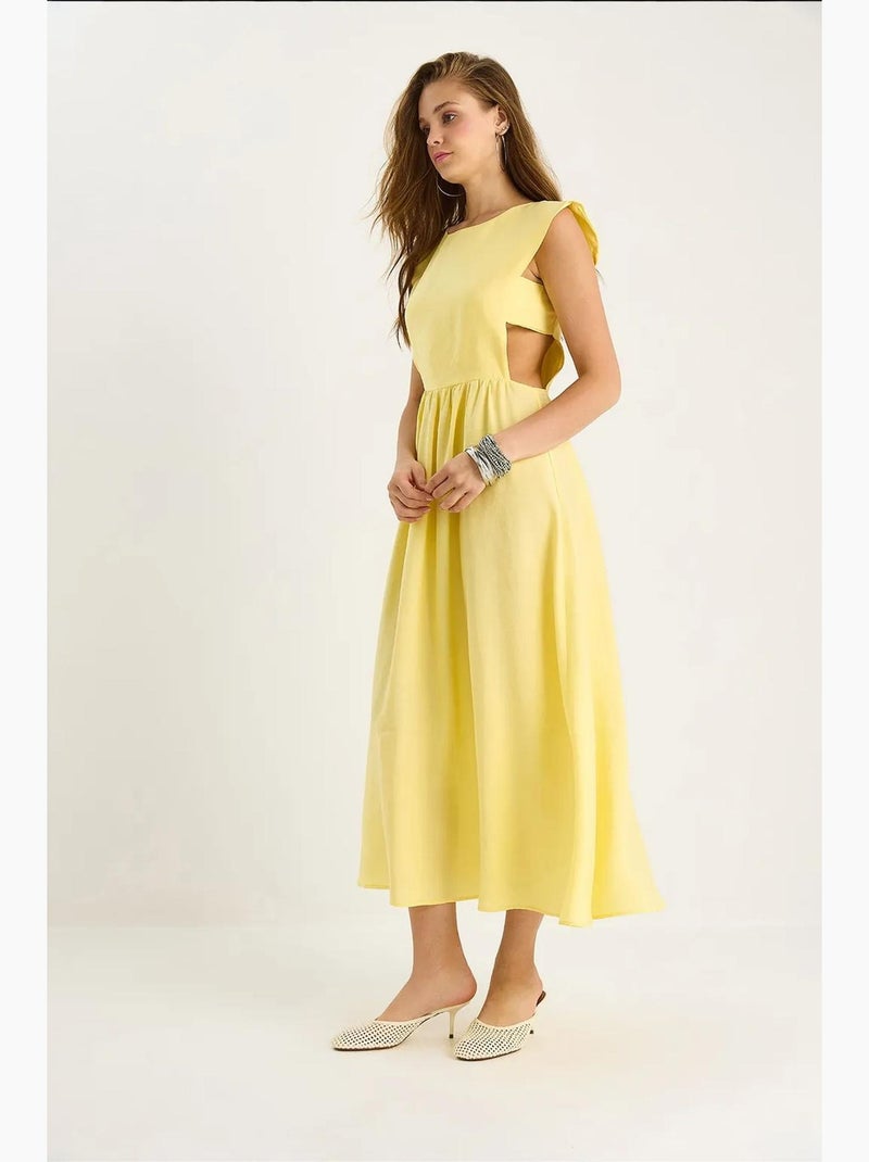 Vestido midi com detalhes cut-out lucci Amarelo-limão - Kiabi