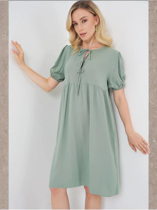 Vestido midi com fecho de laço bdart - Kiabi Vestido midi com fecho de laço bdart - Kiabi