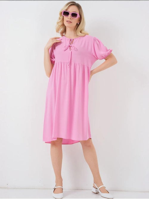 Vestido midi com fecho de laço bdart - Kiabi Vestido midi com fecho de laço bdart - Kiabi