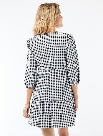 Vestido midi com folhos e padrão axadrezado