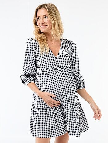 Vestido midi com folhos e padrão axadrezado