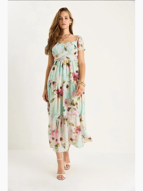 Vestido midi com gola em coração e estampado floral lucci - Kiabi Vestido midi com gola em coração e estampado floral lucci - Kiabi