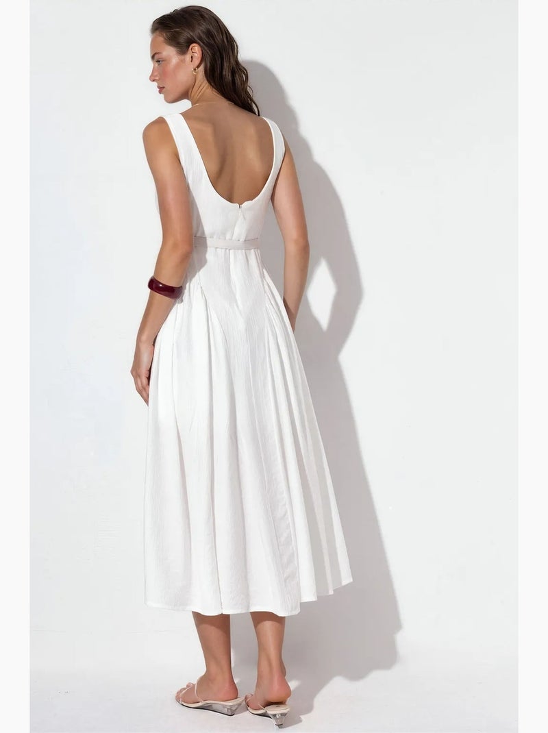 Vestido midi com gola quadrada e cinto busem Branco - Kiabi