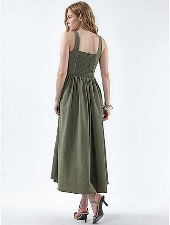 Vestido midi com gola quadrada e detalhe de botões busem