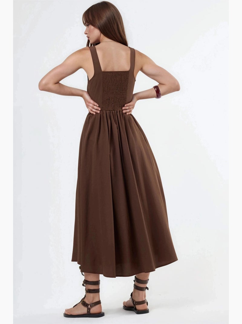 Vestido midi com gola quadrada e detalhe de botões busem Castanho-claro - Kiabi