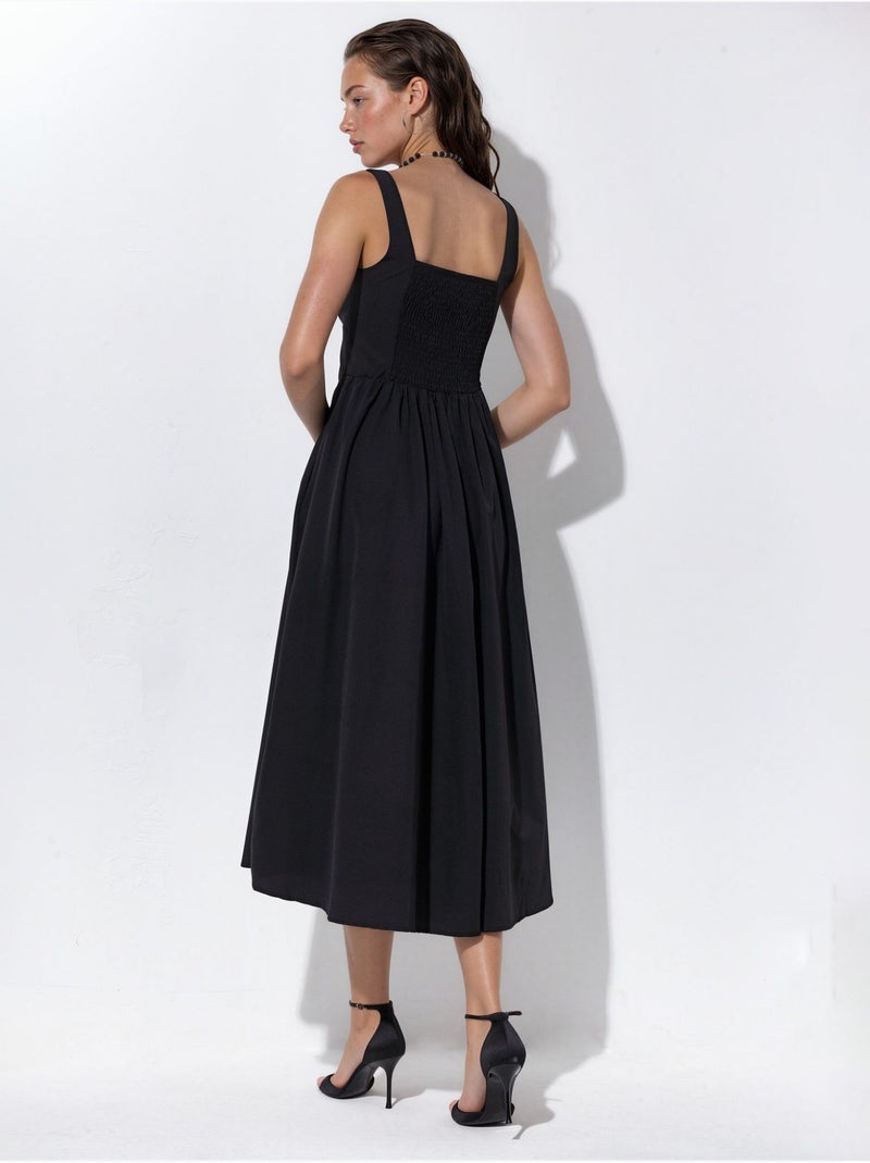 Vestido midi com gola quadrada e detalhe de botões busem Preto - Kiabi