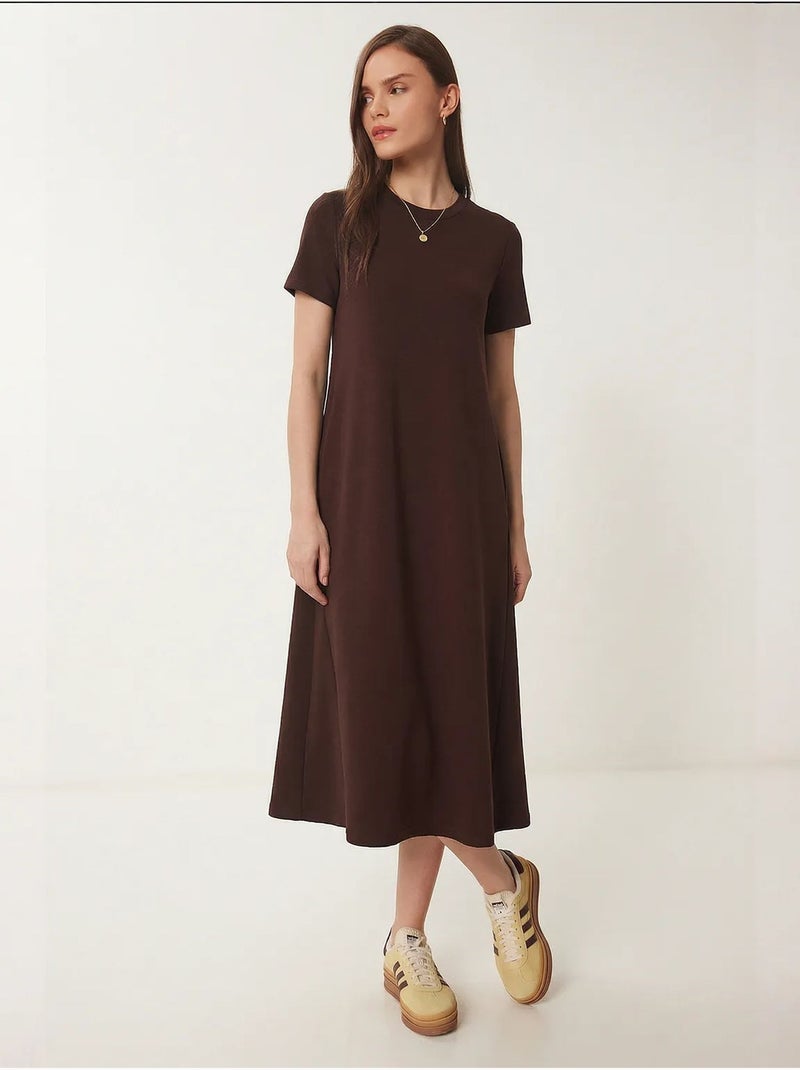 Vestido midi com mangas curtas e gola redonda istanbul Castanho-escuro - Kiabi