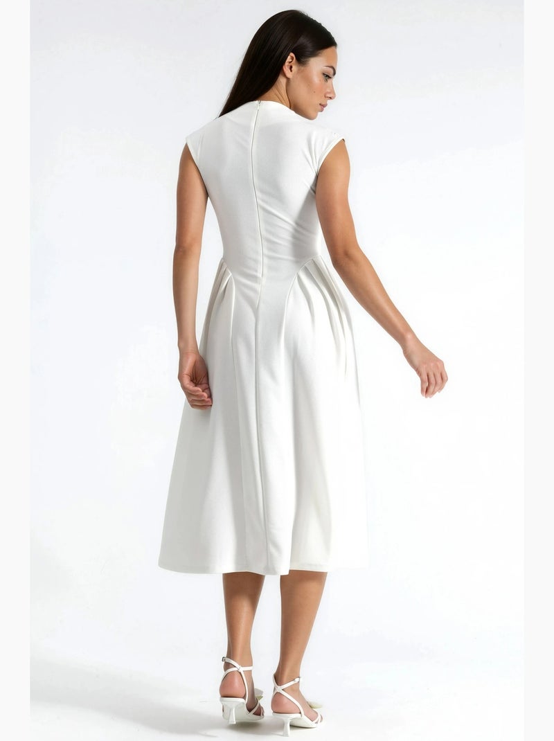 Vestido midi com textura e painéis busem Branco - Kiabi