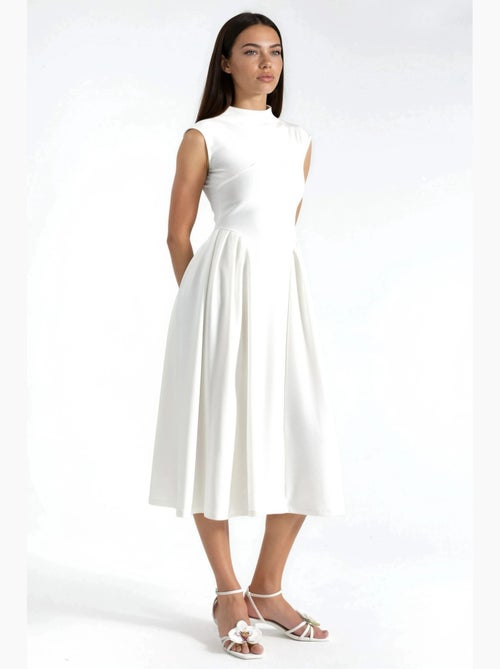 Vestido midi com textura e painéis busem - Kiabi
