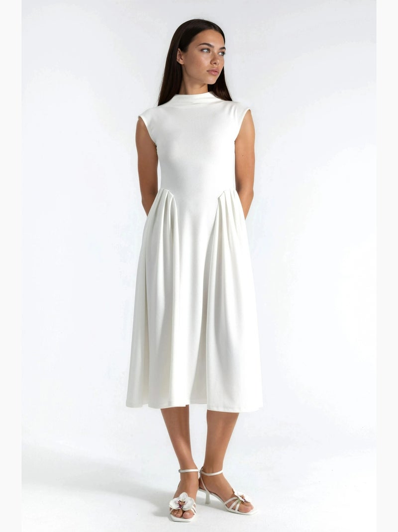 Vestido midi com textura e painéis busem Branco - Kiabi