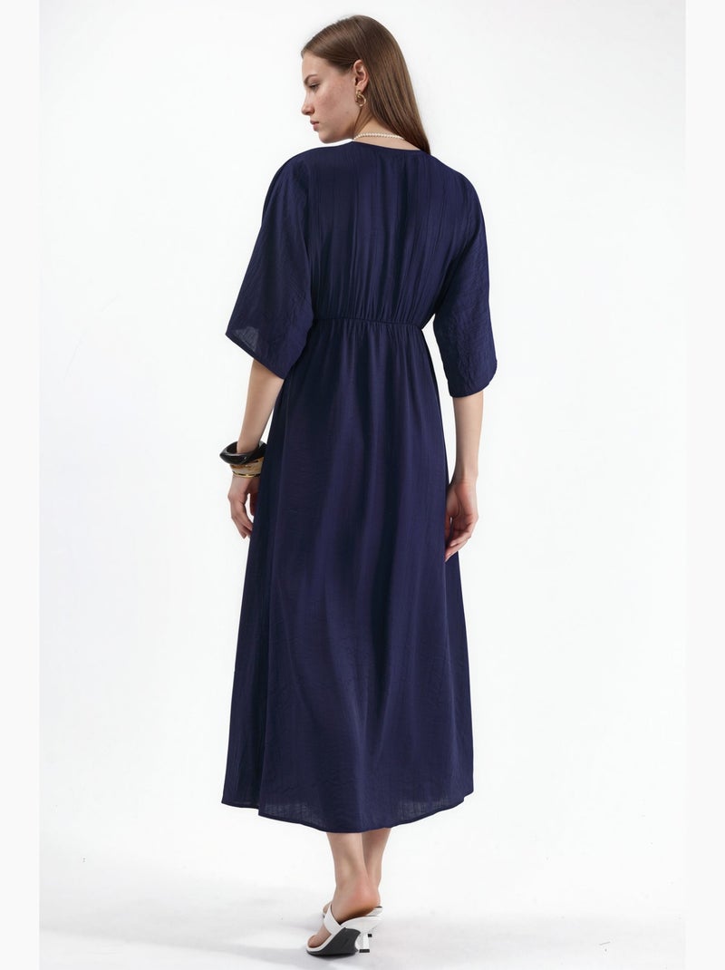 Vestido midi cruzado com decote em v e mangas três quartos busem Azul-marinho - Kiabi