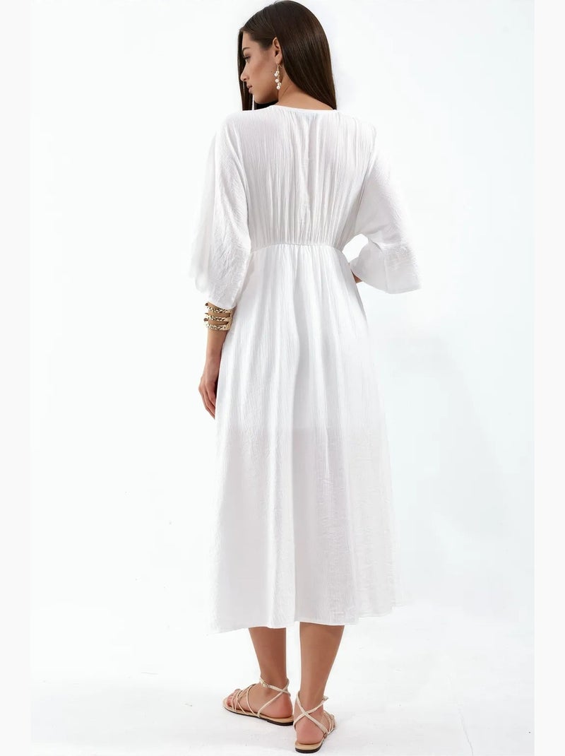 Vestido midi cruzado com decote em v e mangas três quartos busem Branco sujo - Kiabi