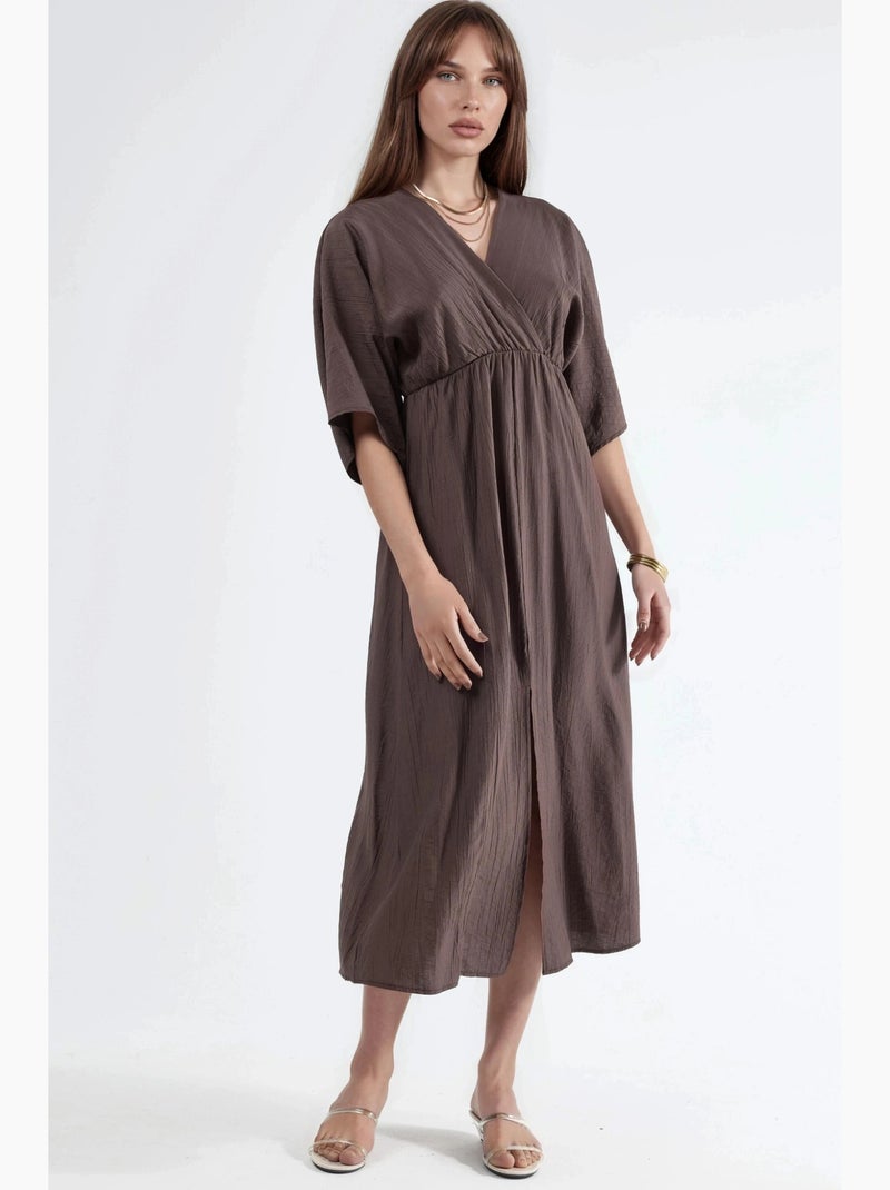 Vestido midi cruzado com decote em v e mangas três quartos busem Toupe - Kiabi
