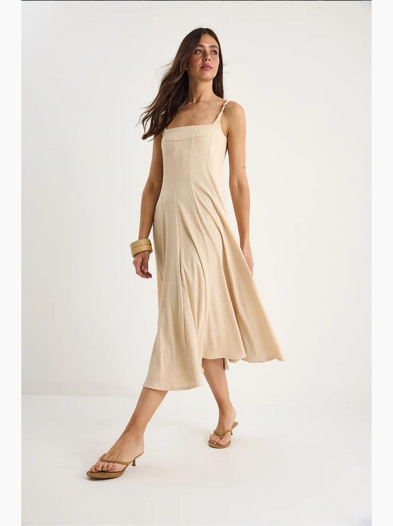 Vestido midi de alças finas e decote quadrado godet lucci Bege-argila - Kiabi