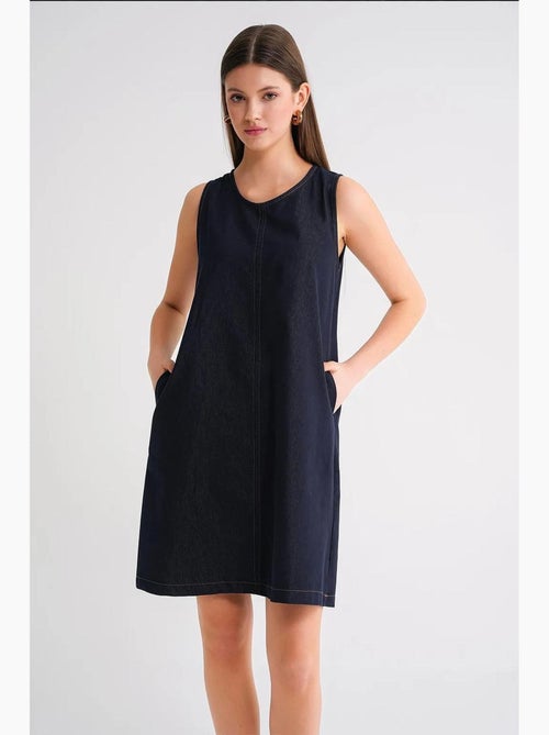 Vestido midi de algodão com decote redondo e bolsos mixray - Kiabi Vestido midi de algodão com decote redondo e bolsos mixray - Kiabi