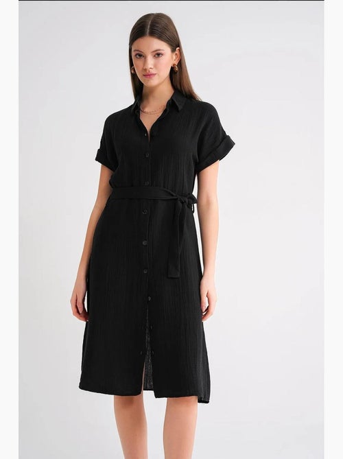 Vestido midi de corte descontraído com colarinho de camisa e botões mixray - Kiabi Vestido midi de corte descontraído com colarinho de camisa e botões mixray - Kiabi