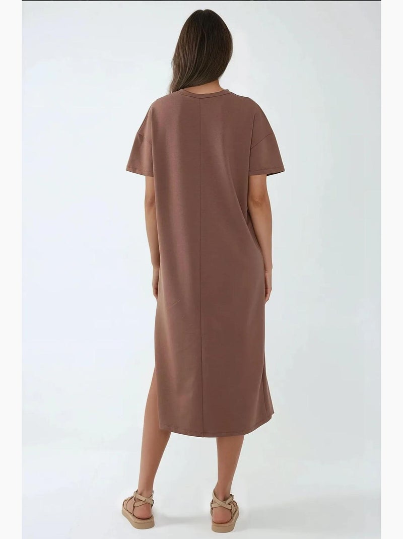 Vestido midi de corte descontraído com gola redonda hiccup Castanho-escuro - Kiabi