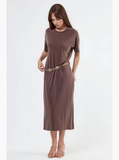 Vestido midi de corte relaxed hiccup - Kiabi Vestido midi de corte relaxed hiccup - Kiabi