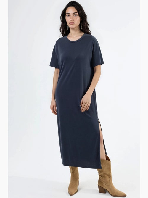 Vestido midi de corte relaxed hiccup - Kiabi Vestido midi de corte relaxed hiccup - Kiabi
