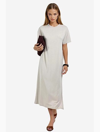 Vestido midi de corte solto com racha busem