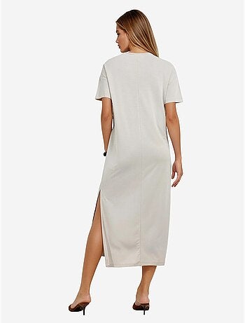 Vestido midi de corte solto com racha busem
