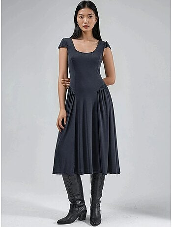 Vestido midi de malha com painéis busem