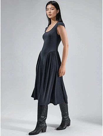 Vestido midi de malha com painéis busem