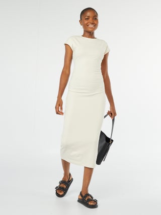 Vestido midi de malha elástica