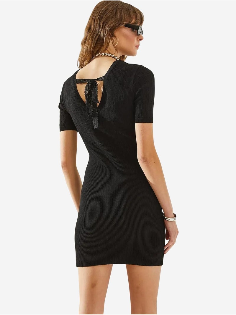 Vestido midi de malha slim fit com decote redondo lucci Preto - Kiabi