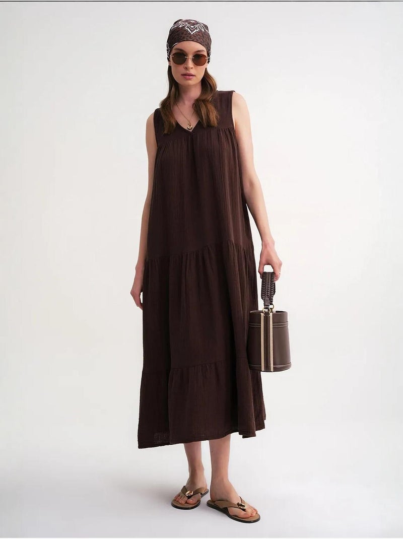 Vestido midi de musselina sem mangas com decote em v e bolsos mixray Castanho-escuro - Kiabi