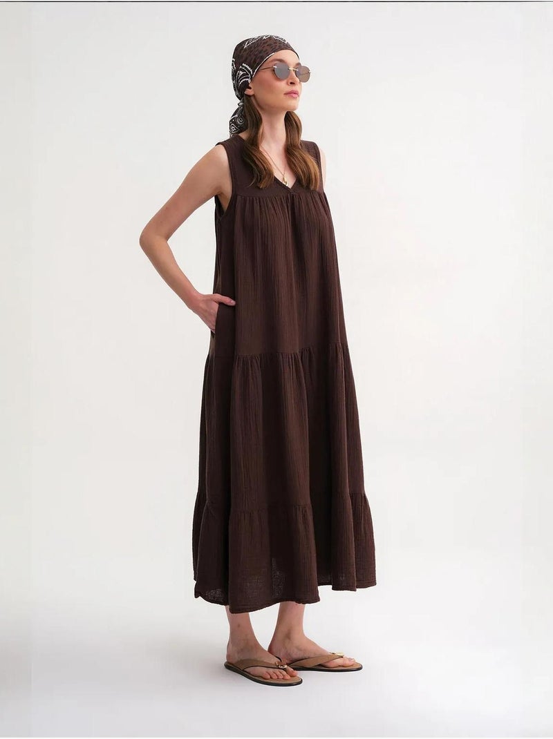 Vestido midi de musselina sem mangas com decote em v e bolsos mixray Castanho-escuro - Kiabi