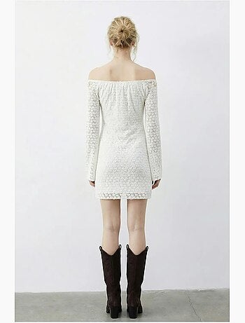 Vestido midi de renda com decote em bico lucci